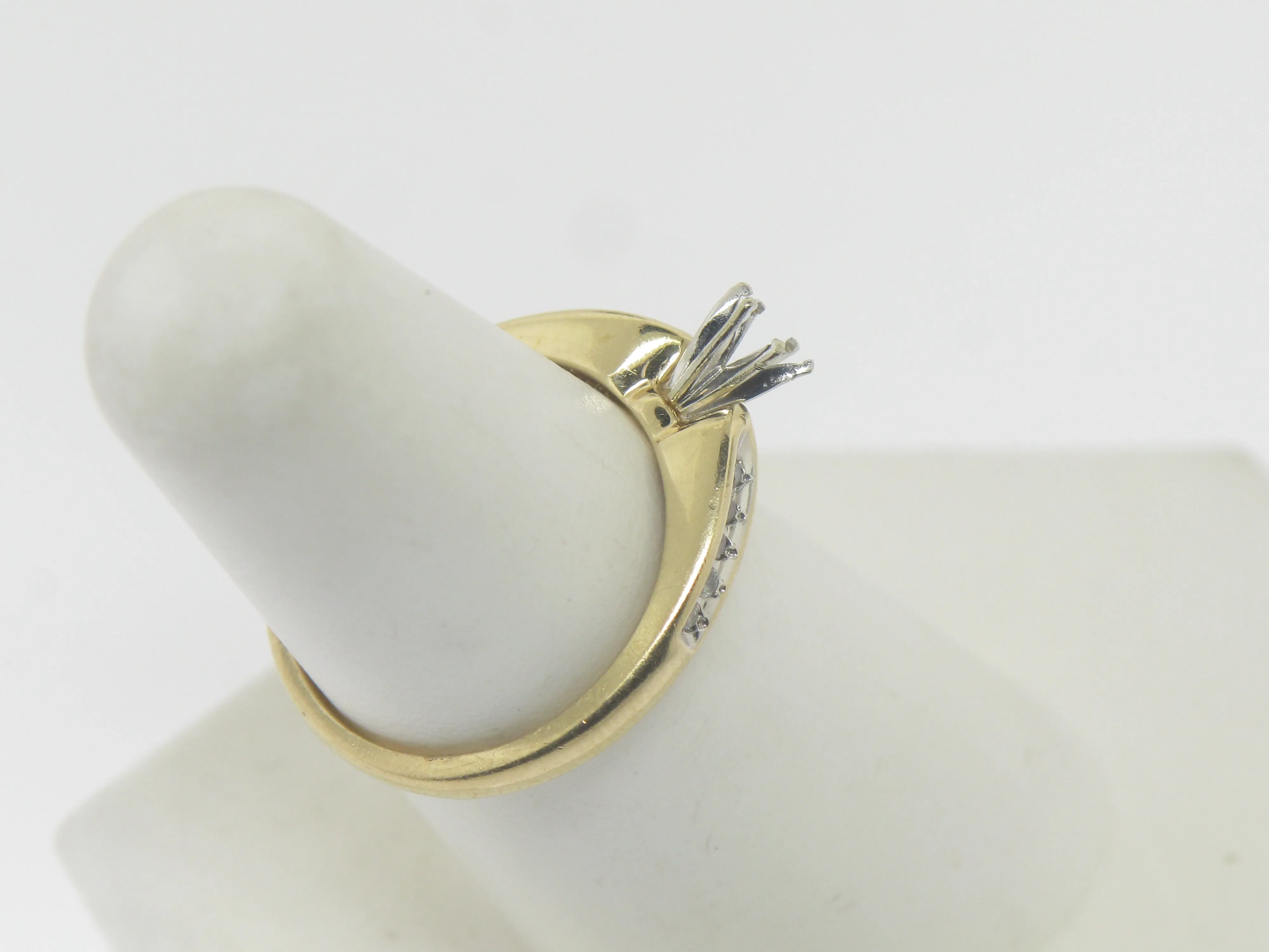 14K Yellow and White Gold Diamond Semi Mounting (Up to 1/4 CT) (Estate Jewelry)