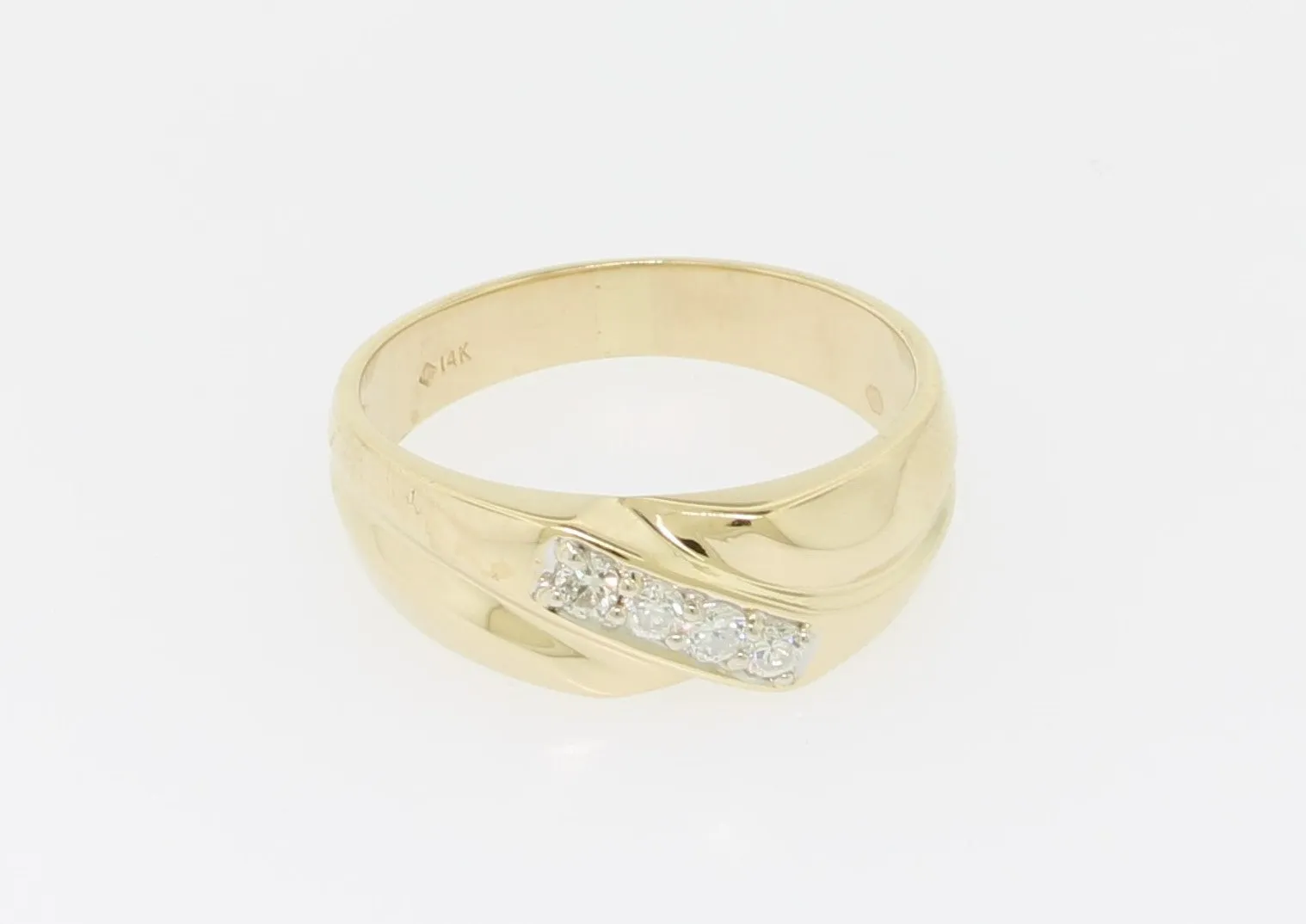14K Yellow Gold 4 Diamond Ring .28TW (I-I1) Size 11 Preowned Jewelry