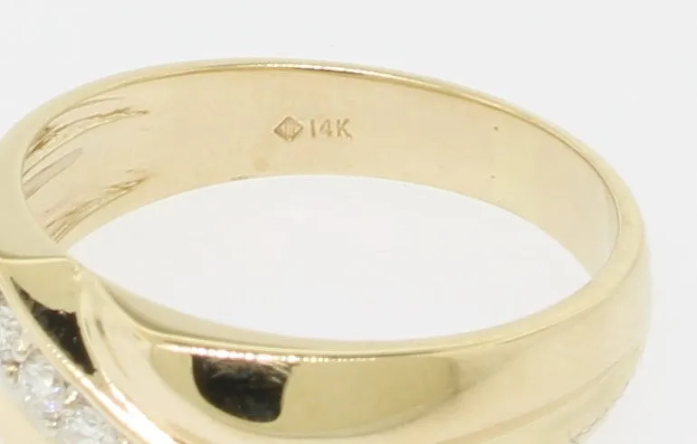 14K Yellow Gold 4 Diamond Ring .28TW (I-I1) Size 11 Preowned Jewelry