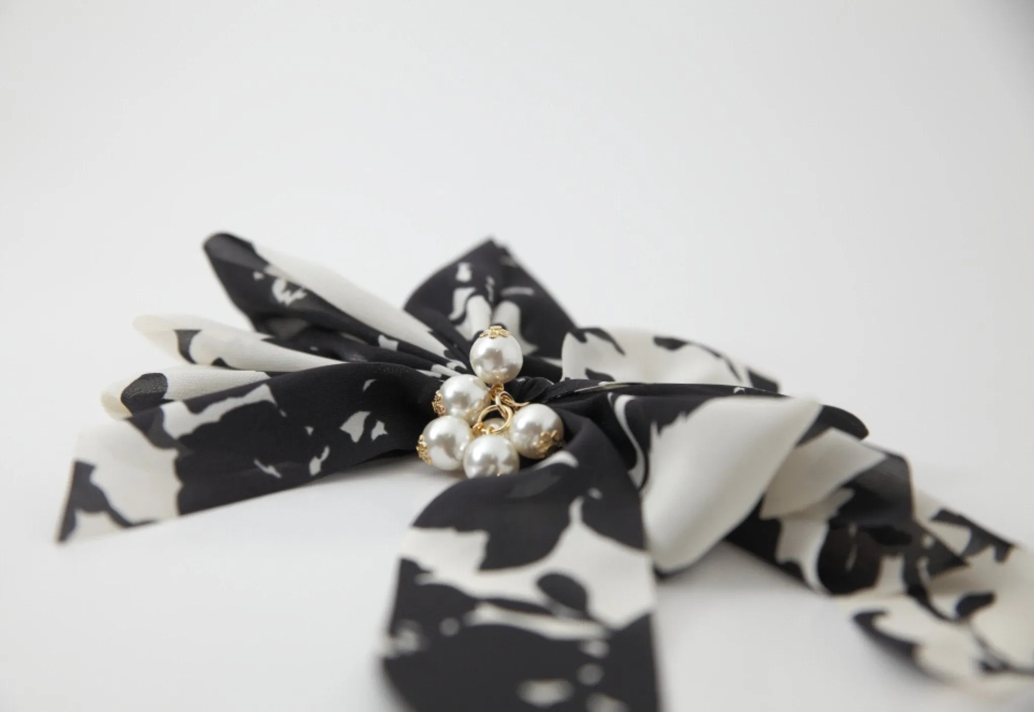 Chiffon Multi Wing Bow Pearl Ornamented Elastic Ponytail Holder Hair Elastics Women Hair Accessories