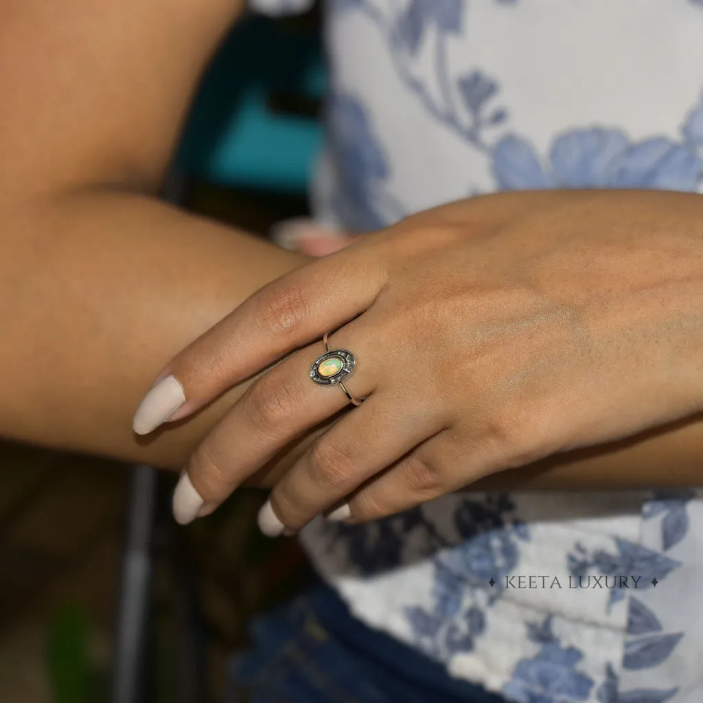 Dark Elegance - Opal Ring