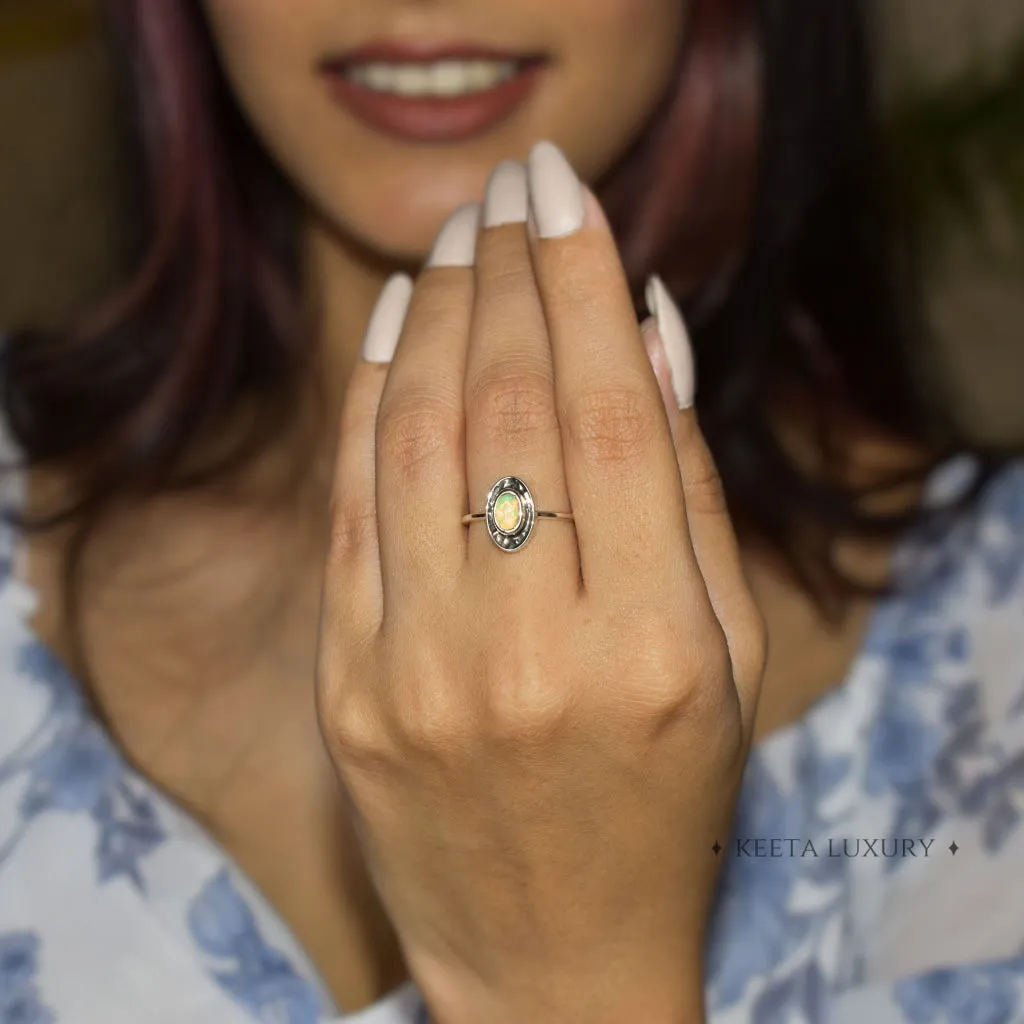 Dark Elegance - Opal Ring