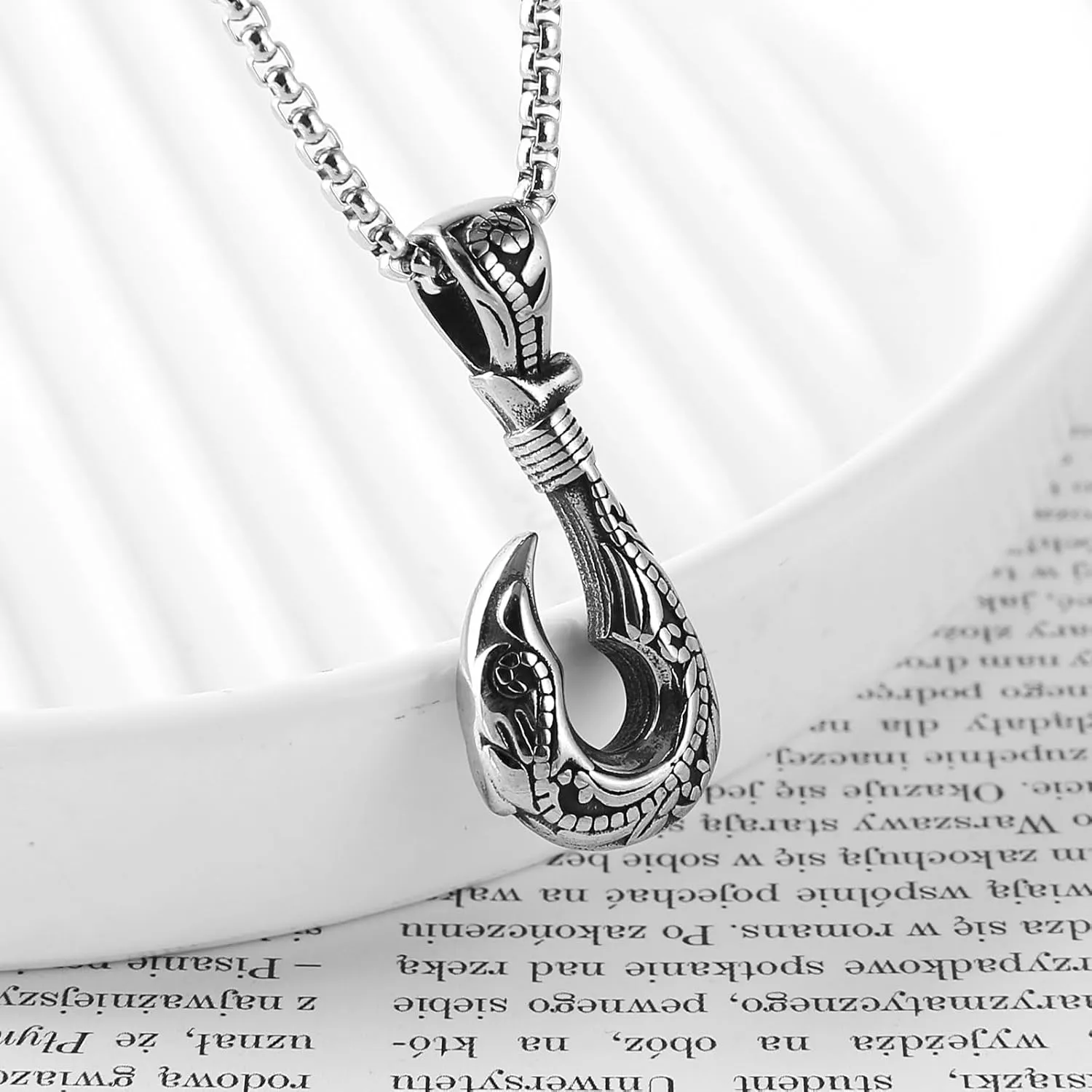 STWTR Men's and Women's fishhook Necklace Stainless Steel Hawaiian Maui Fishhook Necklace Father's Day Hawaiian Jewelry Gift